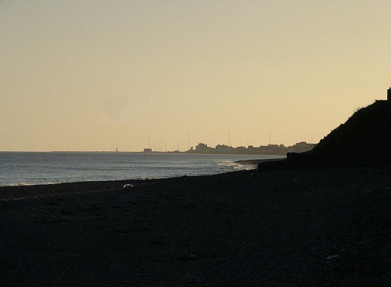 800px-aldeburgh and bbc world service aerials - geograph.org.uk - 2227480