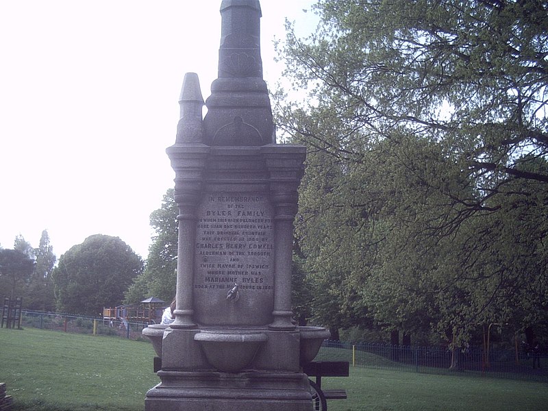 800px-alexandrafountain
