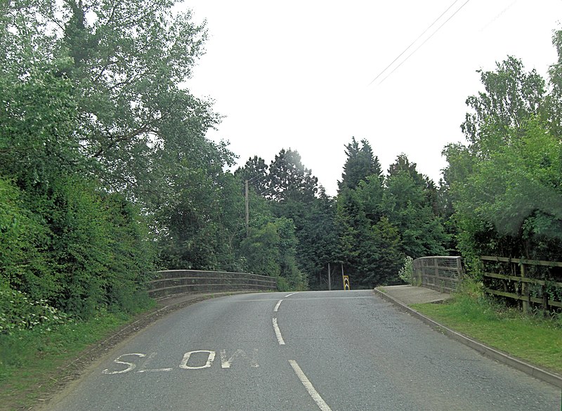 800px-b1078 bridge over the river gipping - geograph.org.uk - 3605879