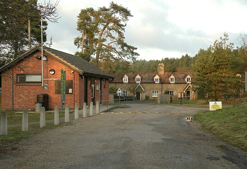 800px-the exit and entrance to west stow country park - geograph.org.uk - 2784986