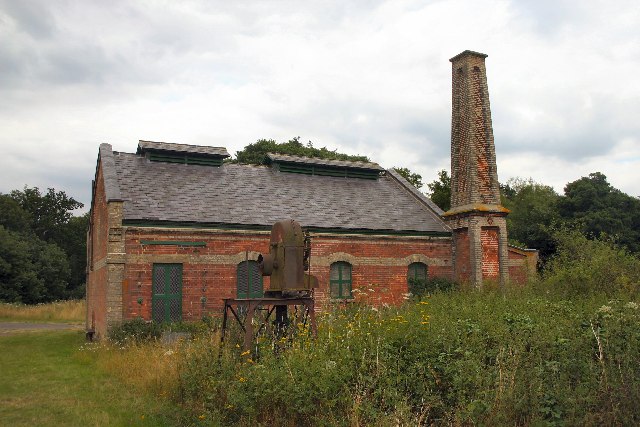 Disused pump house at west stow country park - geograph.org.uk - 31620