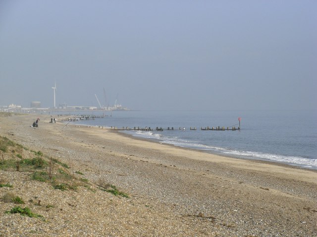 Pakefield beach - geograph.org.uk - 1089734