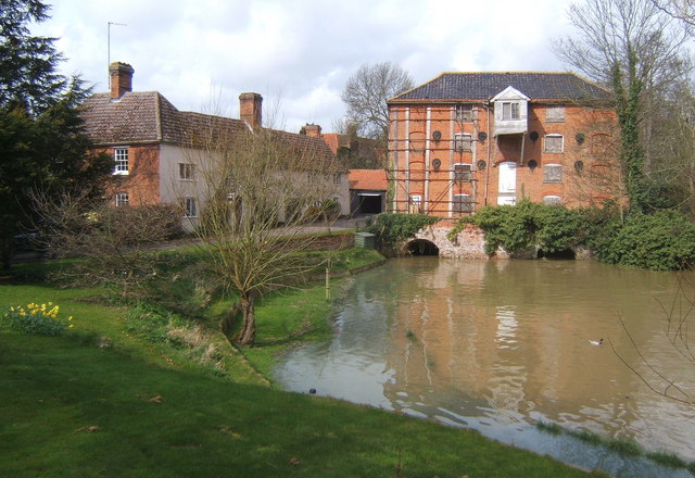 Sproughton mill%2c by the river gipping - geograph.org.uk - 742619